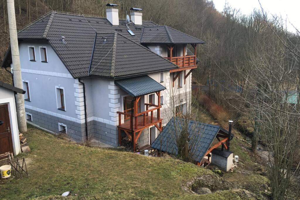 Villa Vykmanov Medenec Exteriör bild